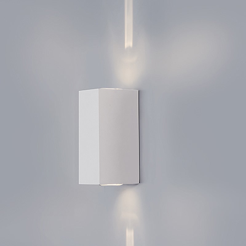 Настенный светильник IT01-A150/2 WHITE
