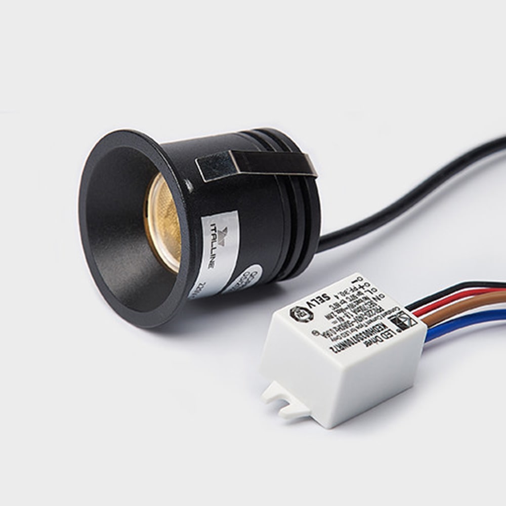 Светильник встраиваемый DL 3027 black Светильник встраиваемый DL 3027 black