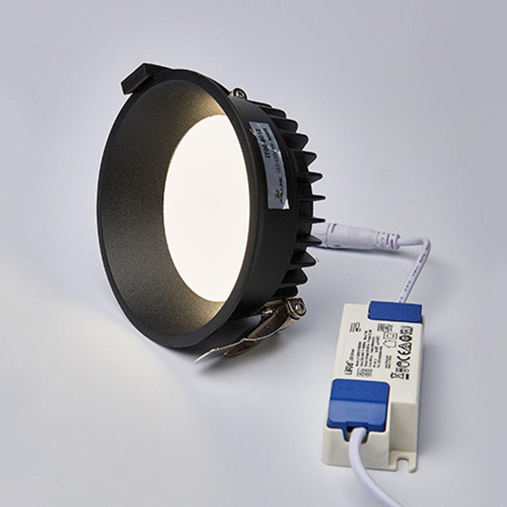 Светильник встраиваемый IT06-6012 black 3000K Светильник встраиваемый IT06-6012 black 3000K