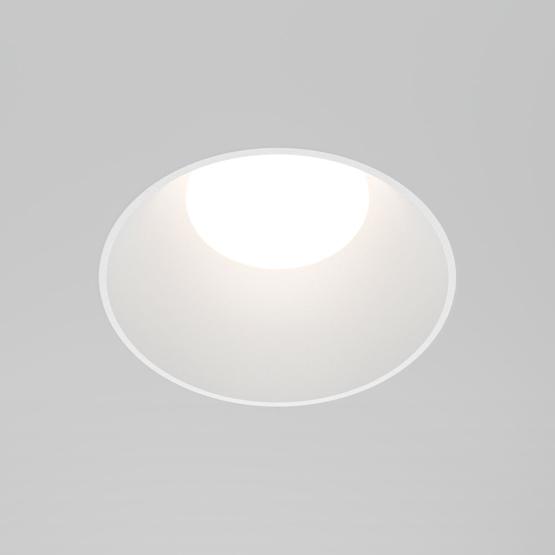 Светильник встраиваемый