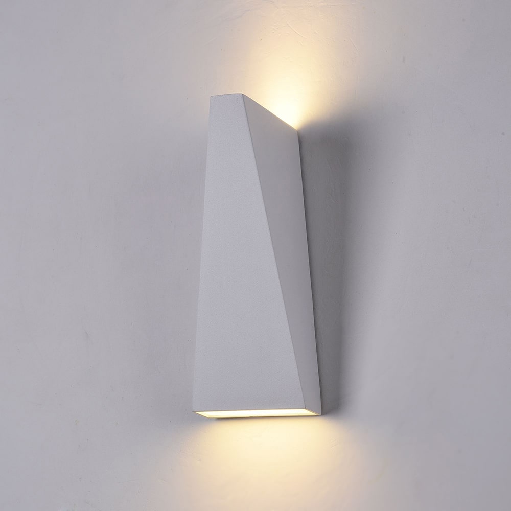 Настенный светильник IT01-A807 WHITE